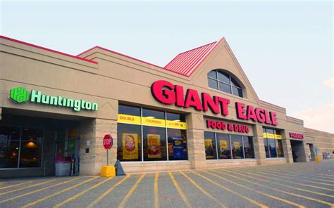 Giant eagle barberton - Giant Eagle Barberton, OH. Presently, Giant Eagle has 20 locations near Barberton, Ohio. On this page you can view the listing of all Giant Eagle stores …